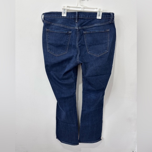 Old Navy Women’s Blue Boot Cut Curvy Jeans - 12 - Picture 4 of 7